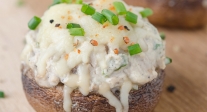 Champiñones rellenos y gratinados